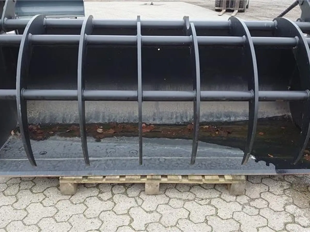 Billede 4 - JST Overfaldsskovl