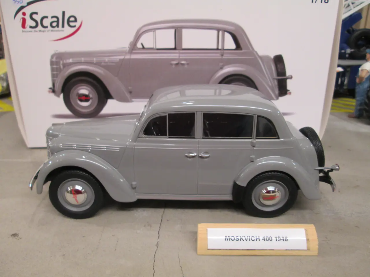 Billede 2 - Moskvich 400  1946   iScale  1:18