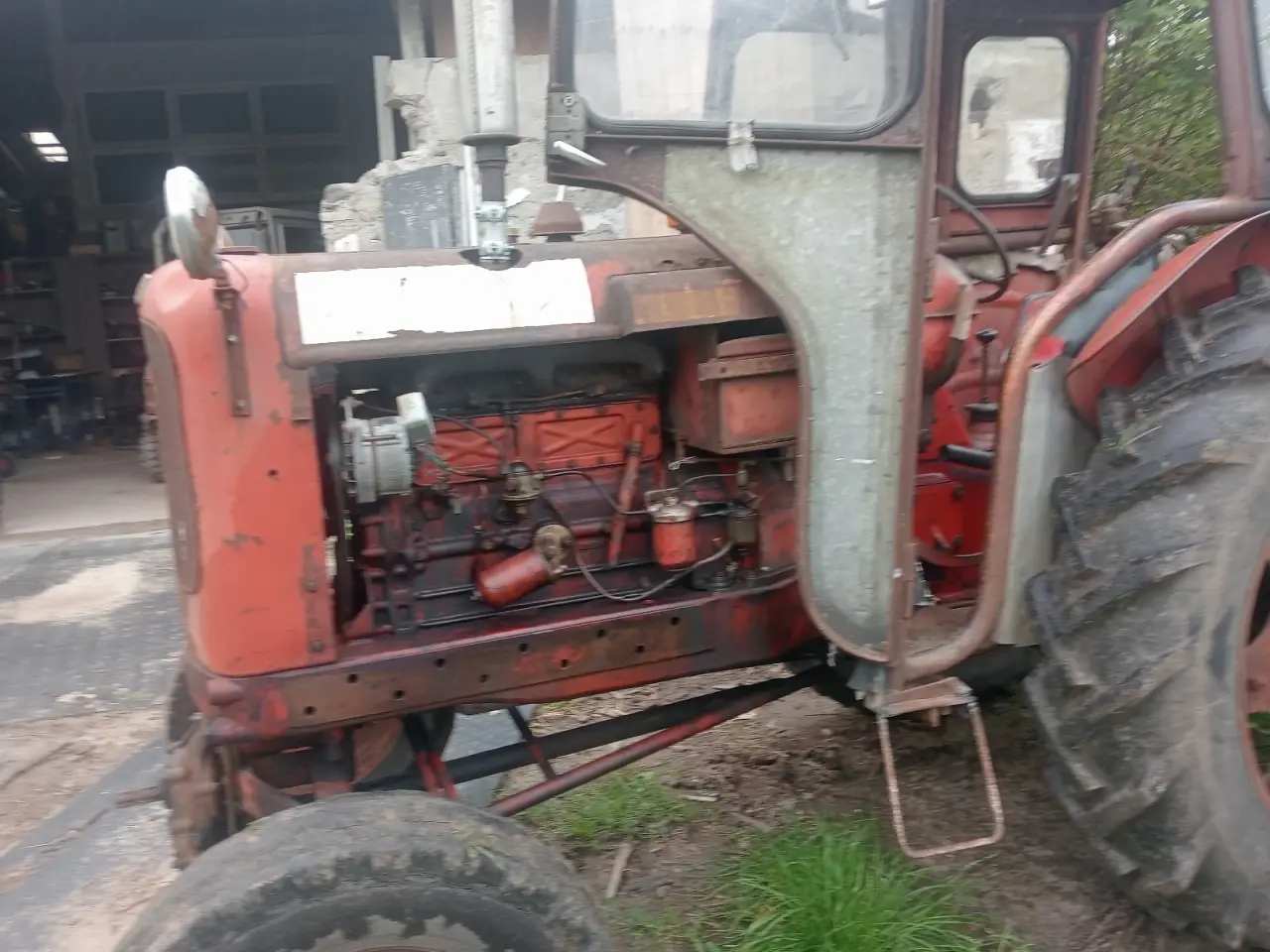 Billede 3 - Traktor køre og starter fint