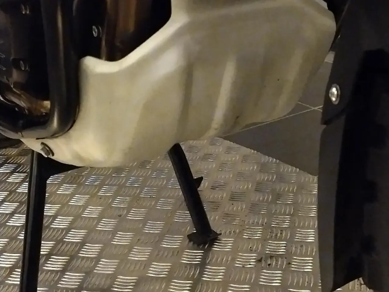 Billede 9 - Royal Enfield Himalayan 450 Hanle Black Slangeløs m/udstyr