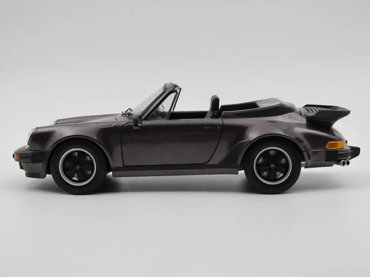Billede 3 - 1987 Porsche 911 / 930 Turbo Cabriolet - 1:18