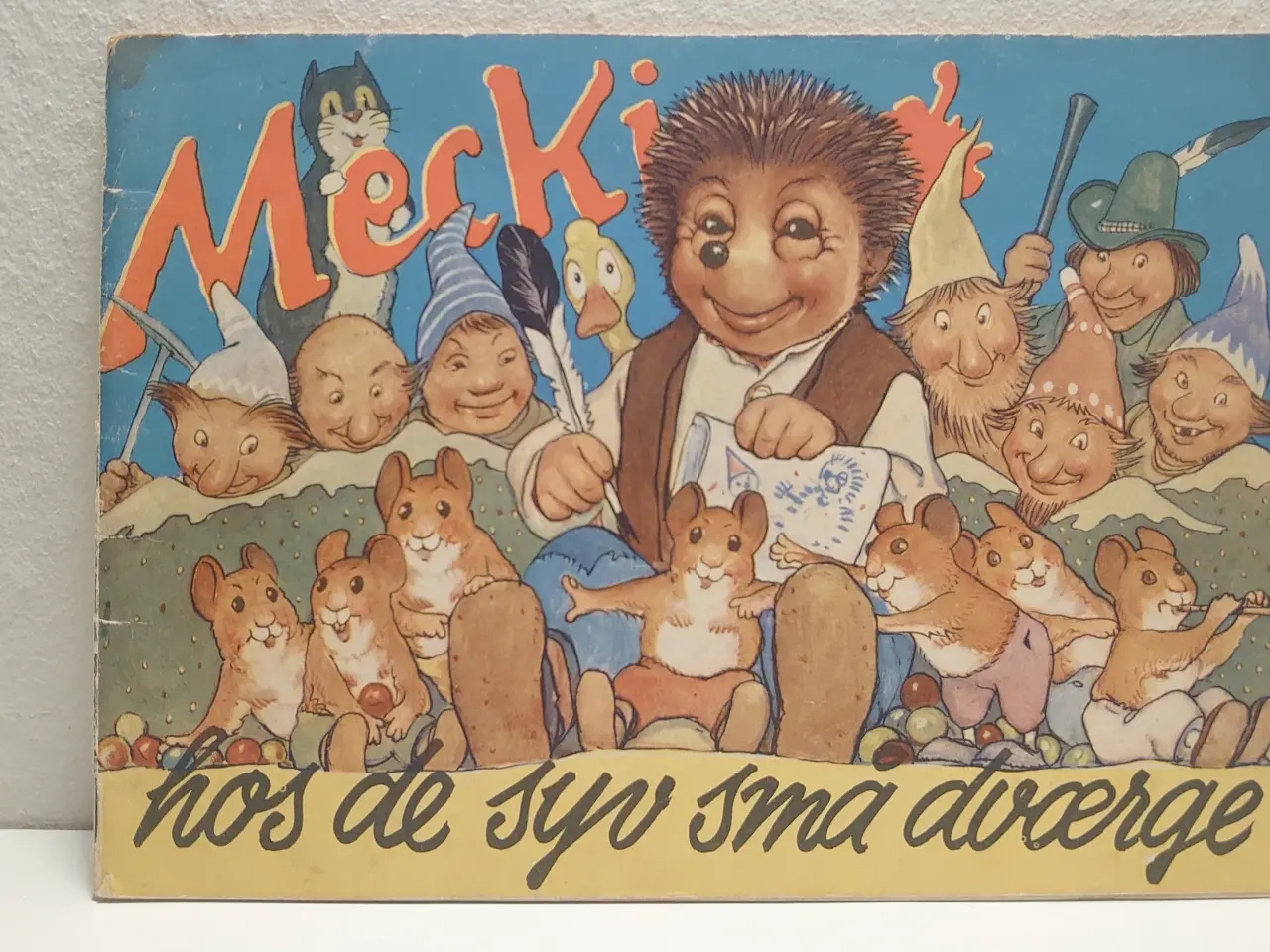Billede 1 - Mecki hos de syv små dværge. C.A.E. nr 52,1958.