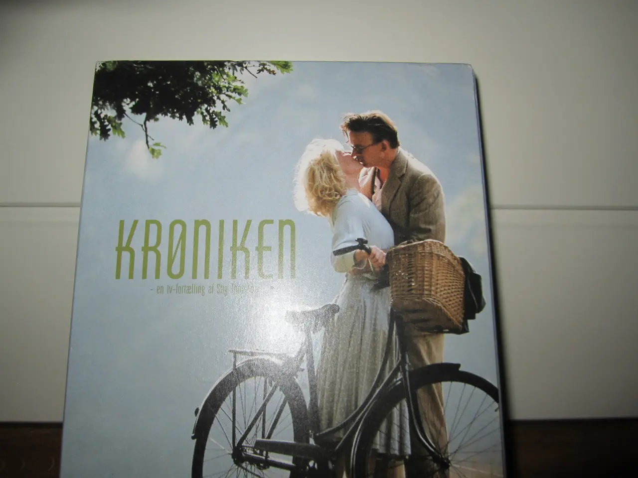 Billede 1 - KRØNIKEN. Den Komplette Serie.