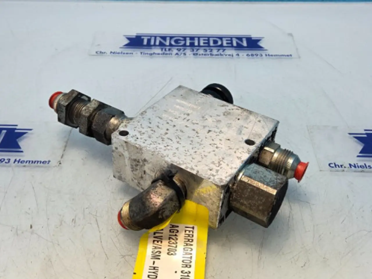 Billede 6 - Terragator 3104 Hydraulikventil AG123703