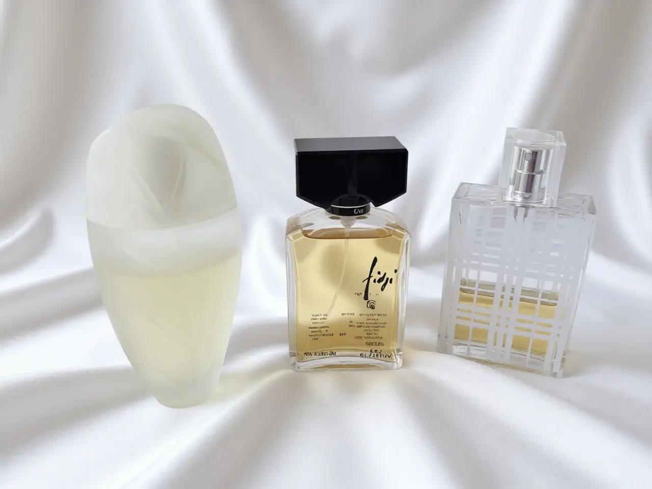 Billede 1 - Tre flasker parfume
