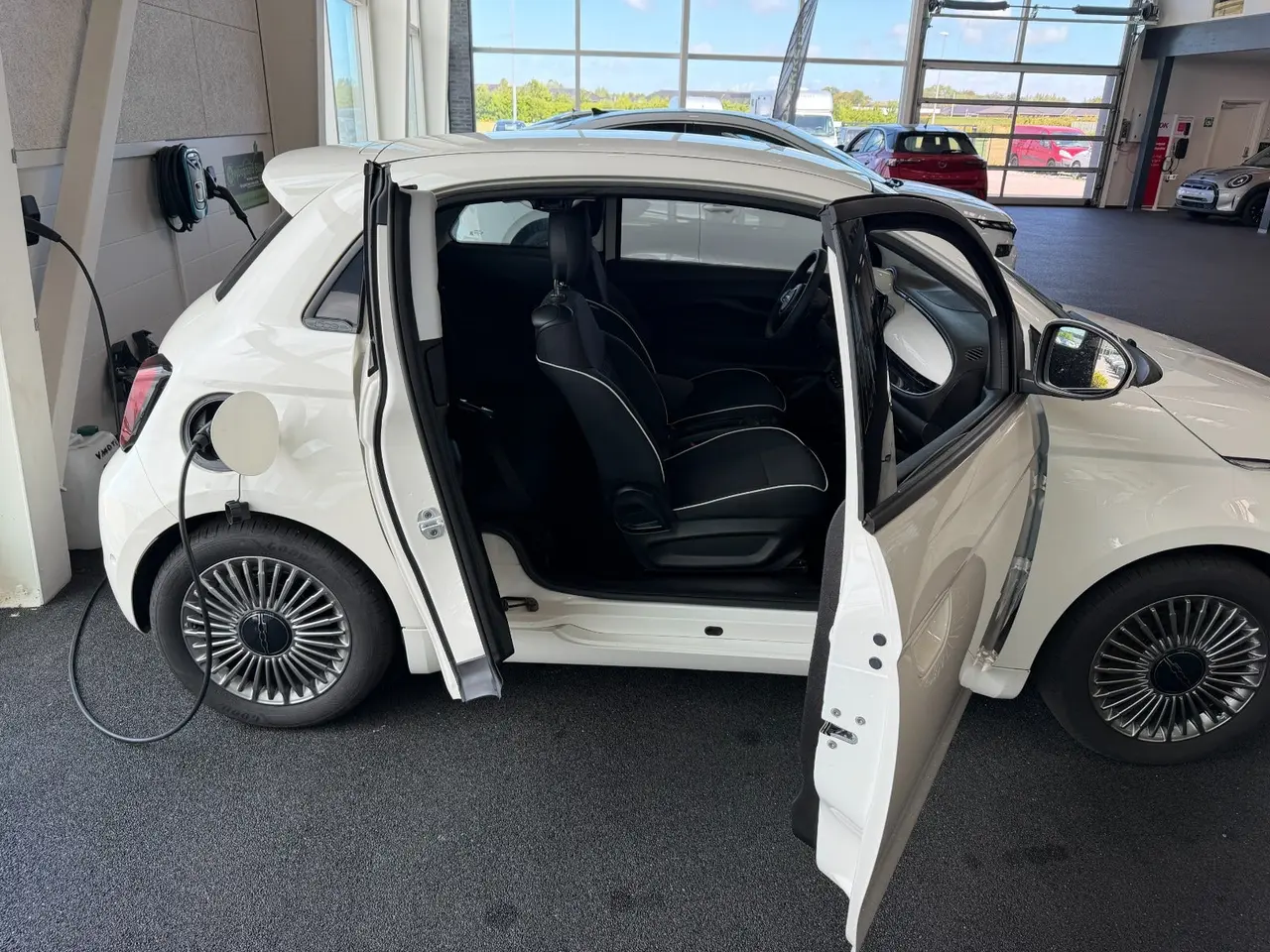 Billede 12 - Fiat 500e 42 Icon 3+1