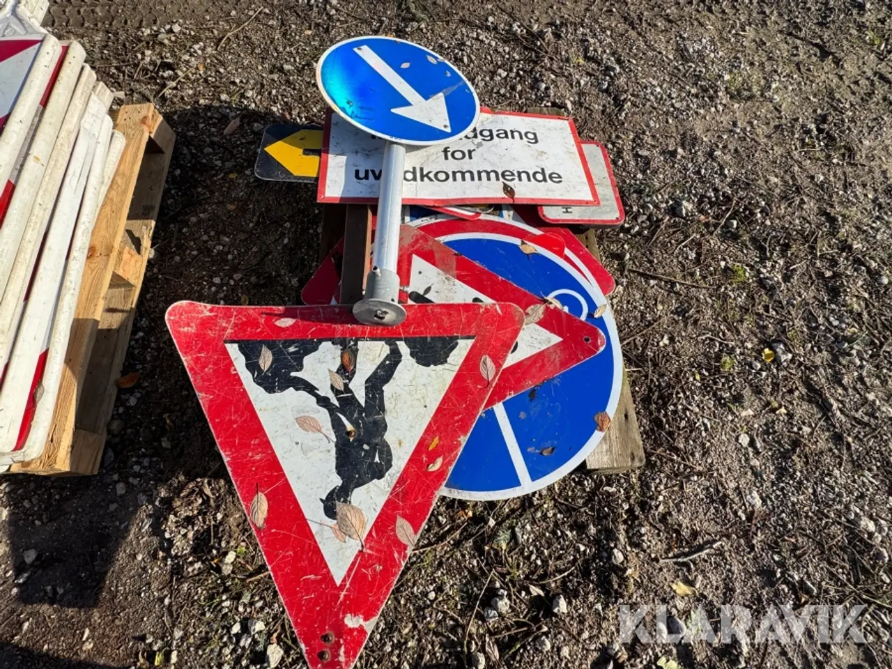 Billede 4 - Afspærringsmateriel og skiltefødder 5 paller