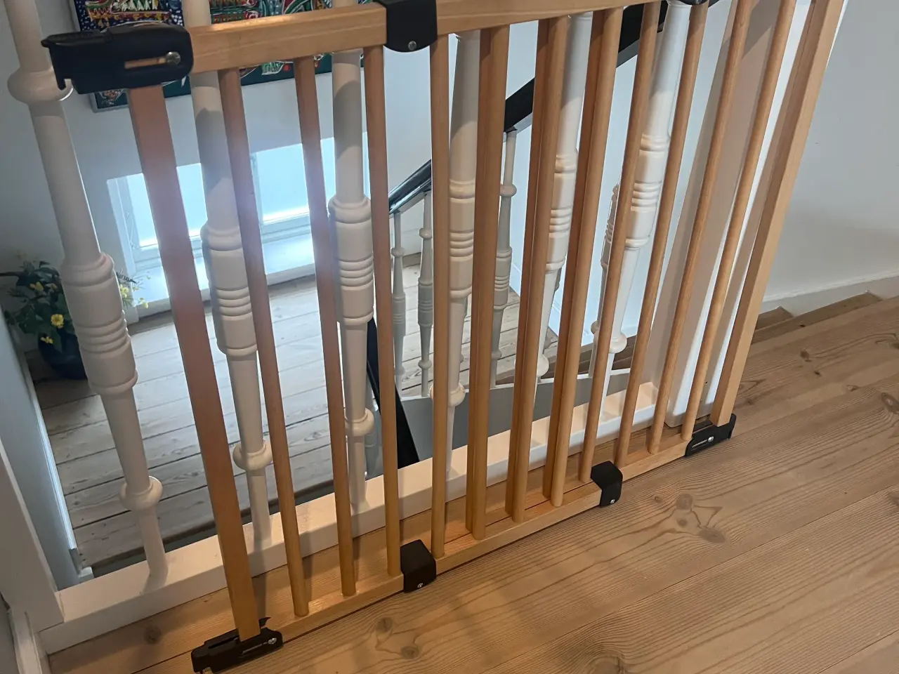 Billede 2 - Baby låge til trappe, BabyDan Flexi Fit Skruegitte