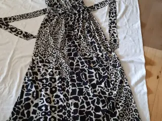 Maxi, f. Ronnie Nicole-Leopard med halter neck /44