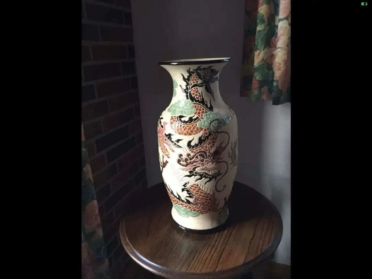 Billede 1 - Vase i skønne farver