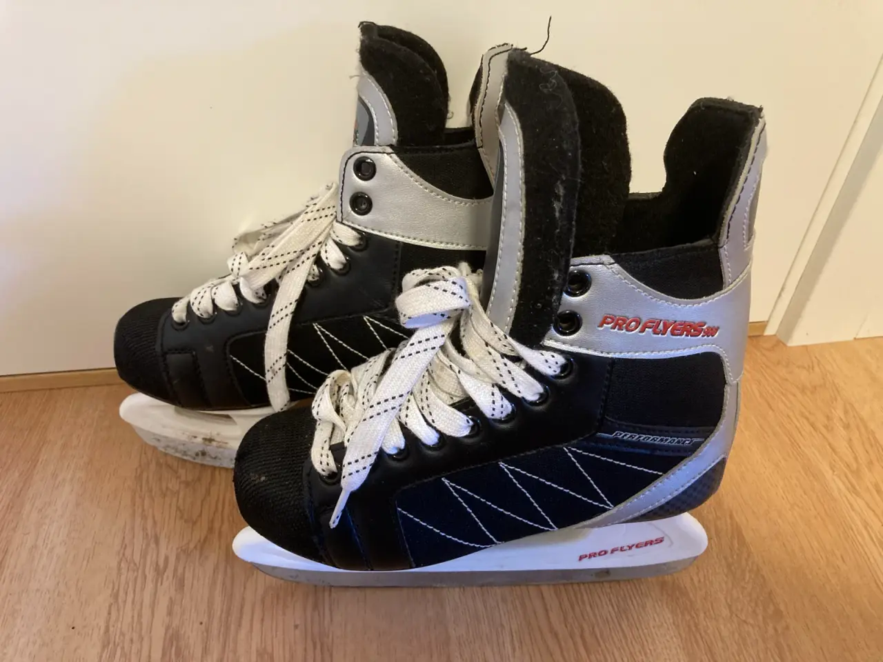 Billede 1 - PRO FLYERS 900 PERFORMANCE SKØJTER