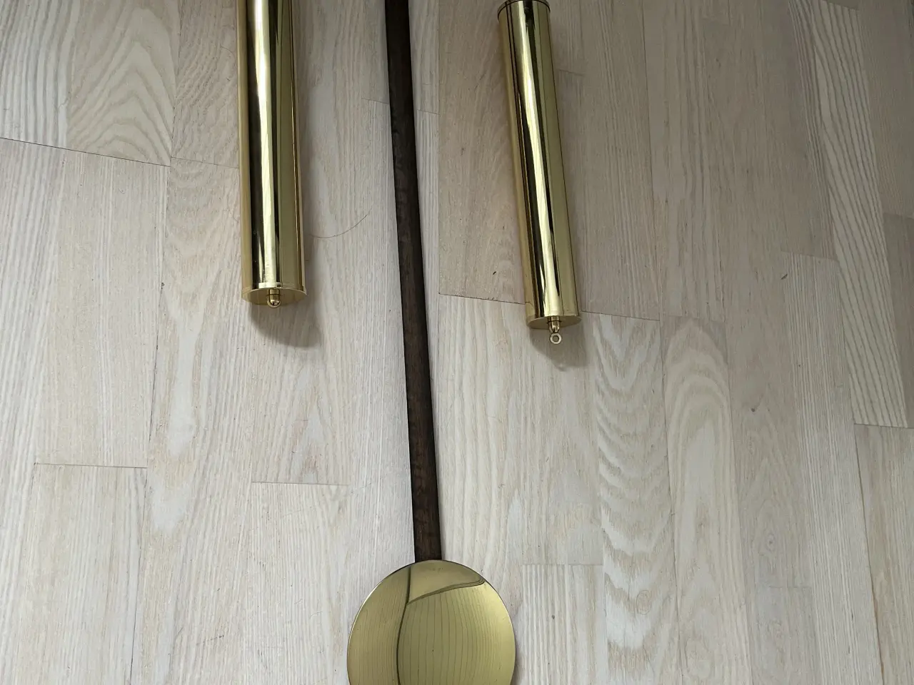 Billede 3 - Flot standur i klassisk design – fungerer som det