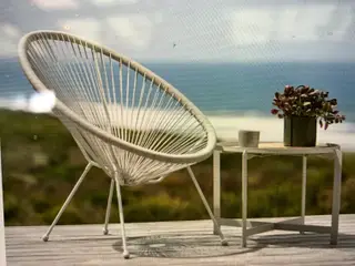 8 stk. flotte hvide IDdesign string loungestole –