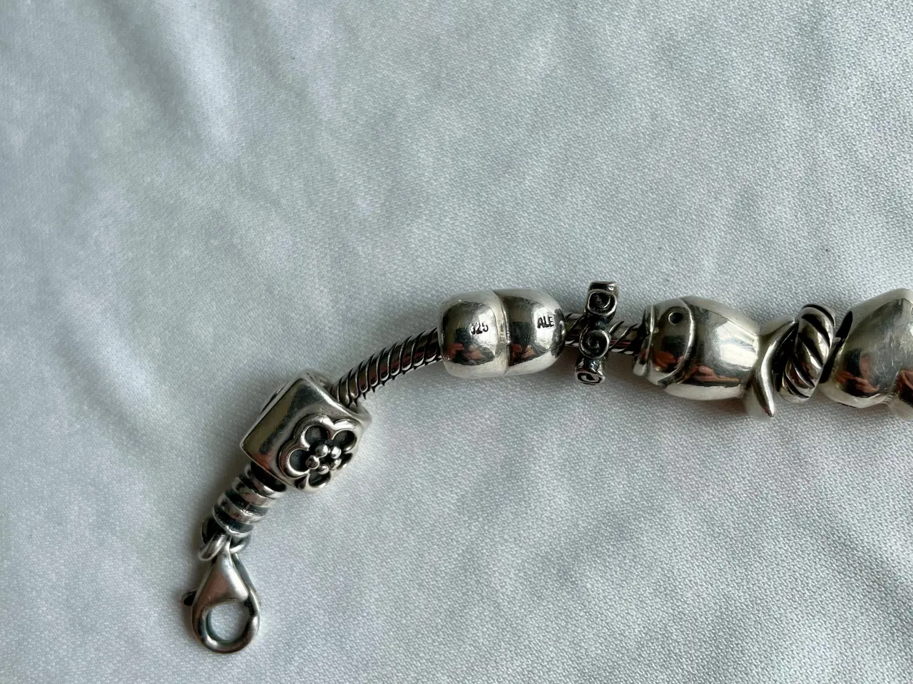 Billede 6 - Pandora charm armbånd i sølv