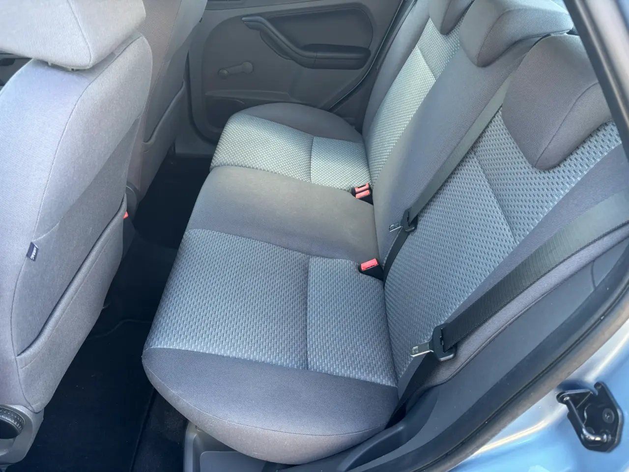 Billede 9 - Pæn og velholdt Ford Focus