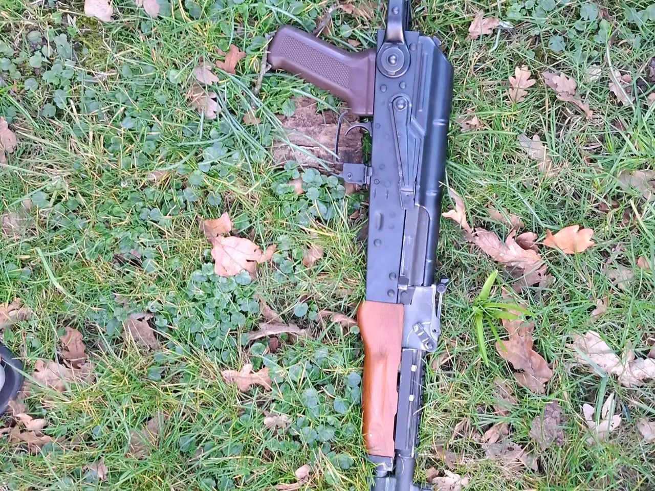 Billede 3 - E&L underfolder ak74u 
