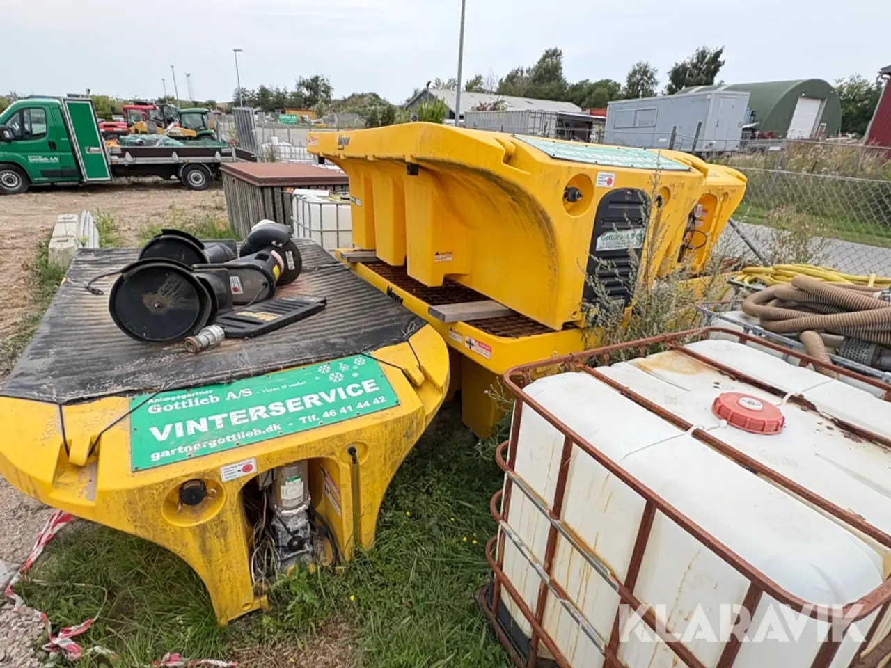 Billede 2 - Saltspreder Meyer, 5 Styk (3 × 1000 L og 2 × 850 L)