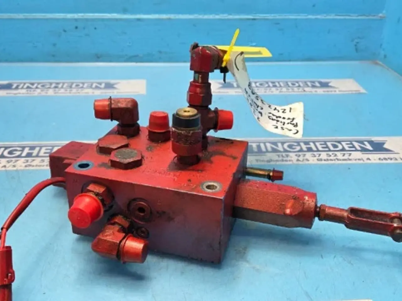Billede 2 - Case 2388 Hydraulikventil 124235A3