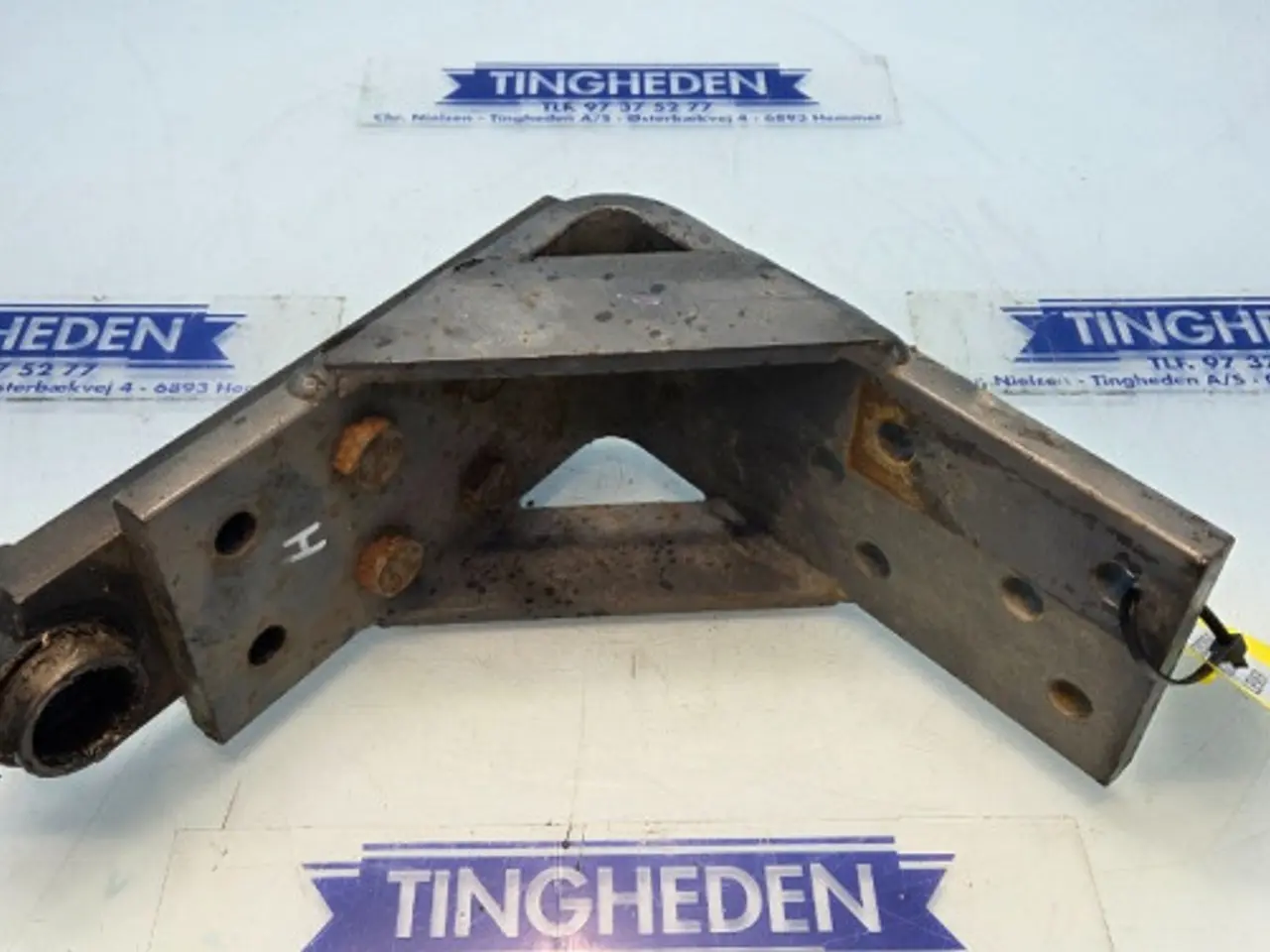 Billede 2 - New Holland TM125 Beslag 82020667