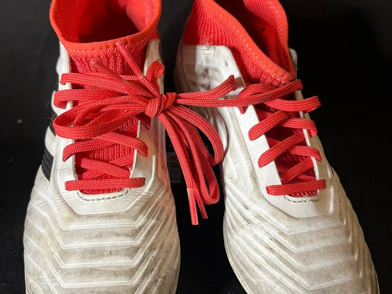 Billede 1 - Indendørs fodboldsko Adidas str. 35