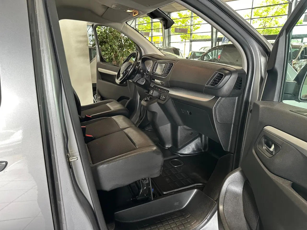 Billede 4 - Peugeot Expert 2,0 BlueHDi 177 L2 Ultimate EAT8 Van