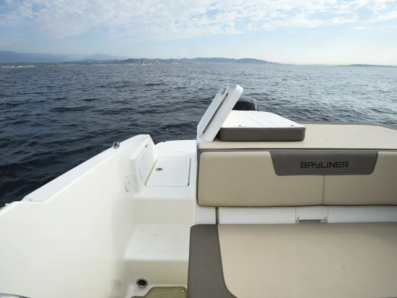 Billede 5 - Bayliner VR5 Cuddy med F150 Mercury-EFI XL 3,0L  - inkl. udstyr