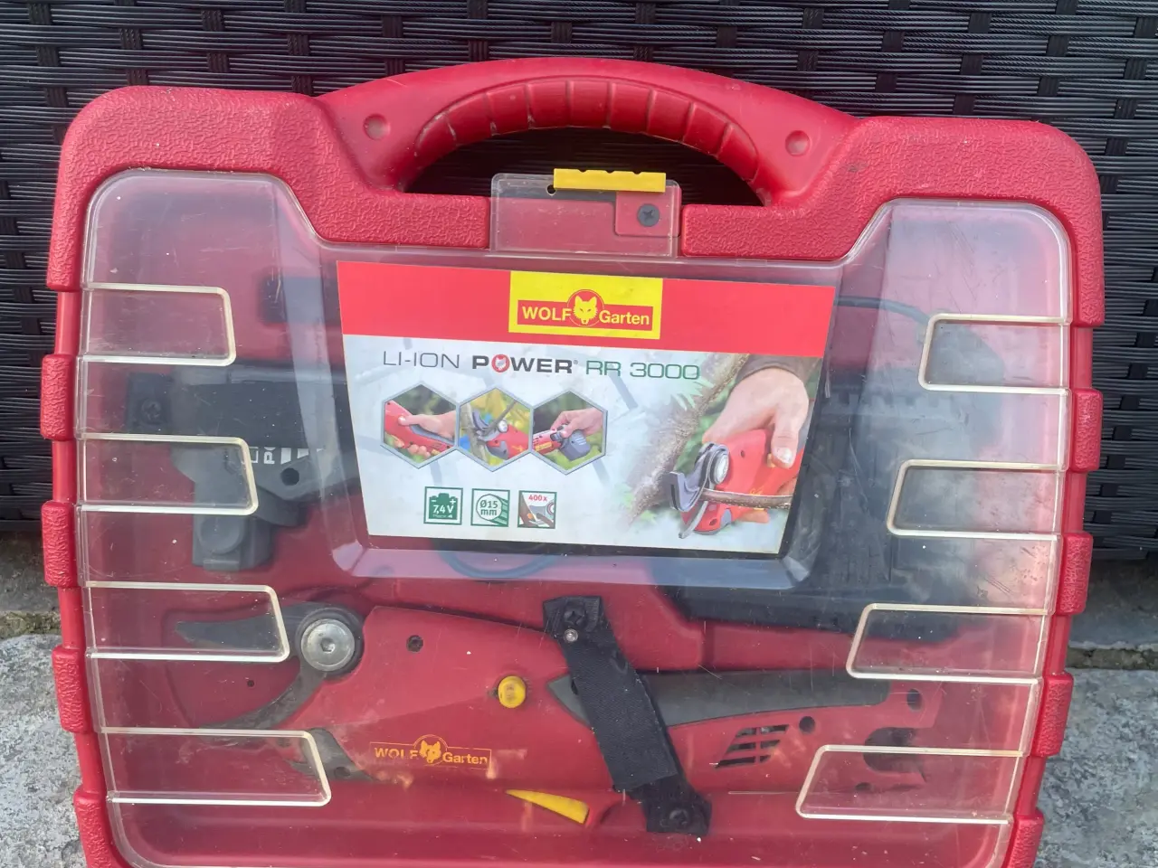 Billede 1 - Batteri-grensaks WOLF Garten med oplader