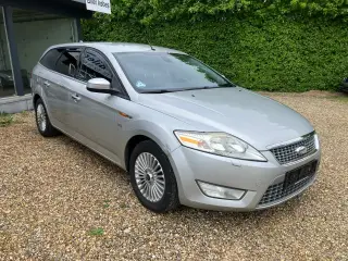 Ford Mondeo 2,5 20V Turbo Titanium stc.