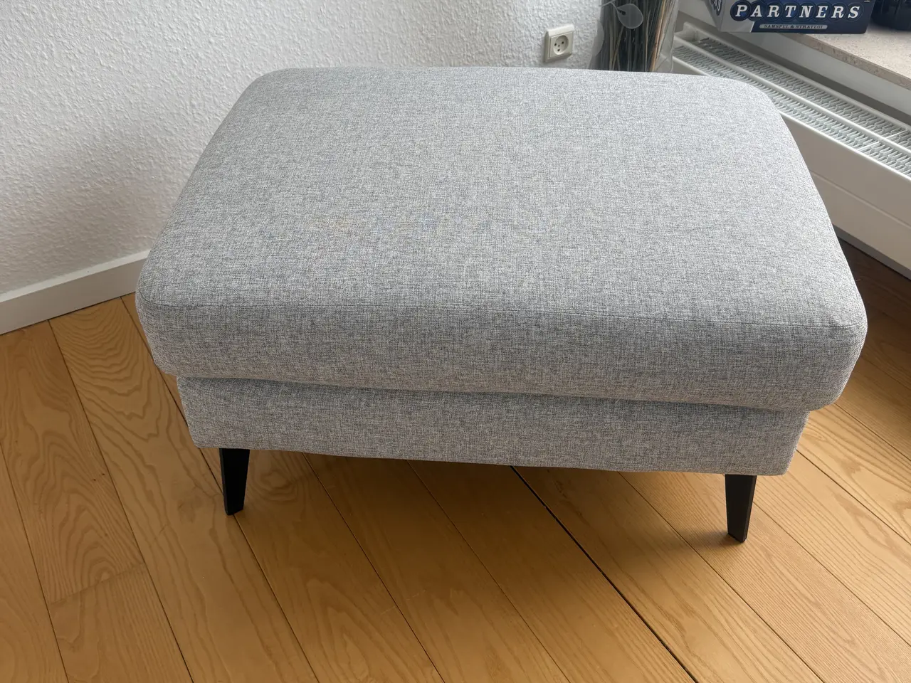 Billede 3 - Sofa med chaiselong og puf