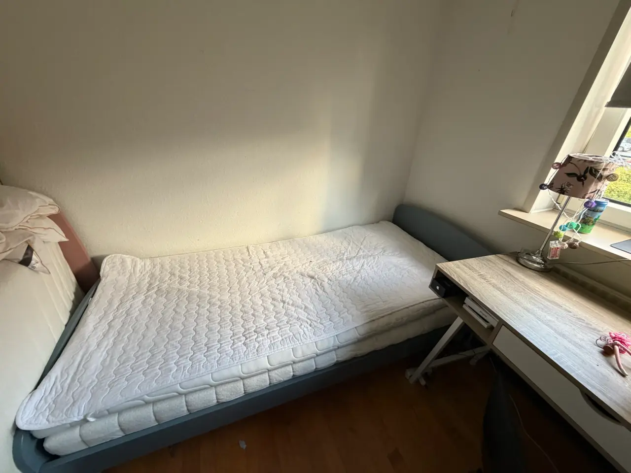 Billede 1 - Flexa Play seng i grøn + boxmadras & topmadras
