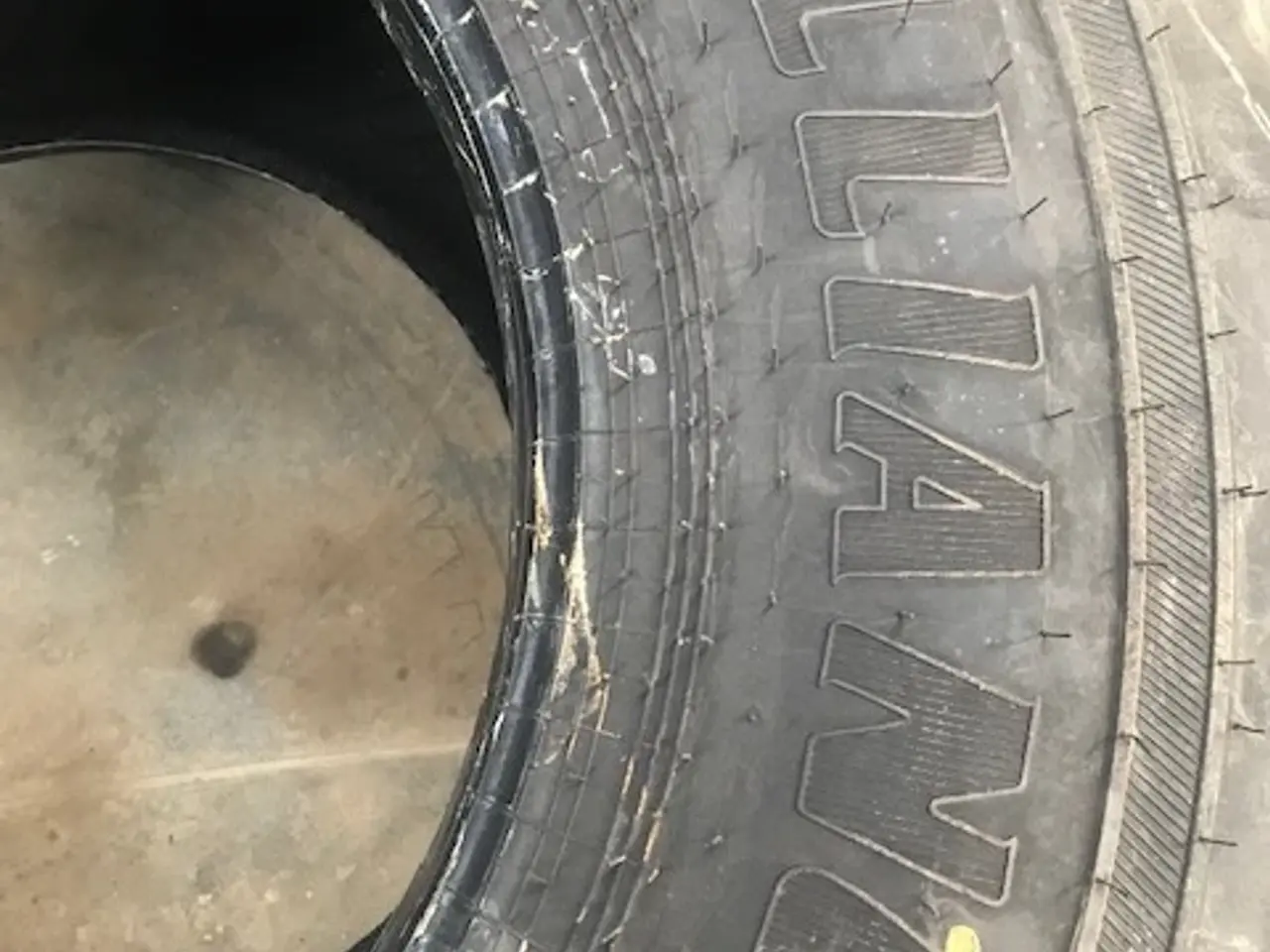 Billede 4 - Alliance 710/50R26,5