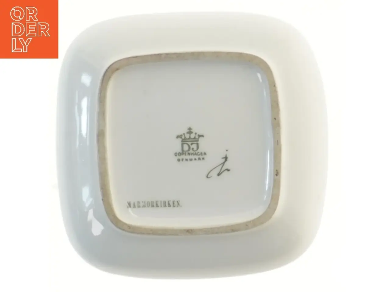 Billede 2 - askebæger/ med Marmorkirken motiv fra Royal Copenhagen (str. 13x13 cm)