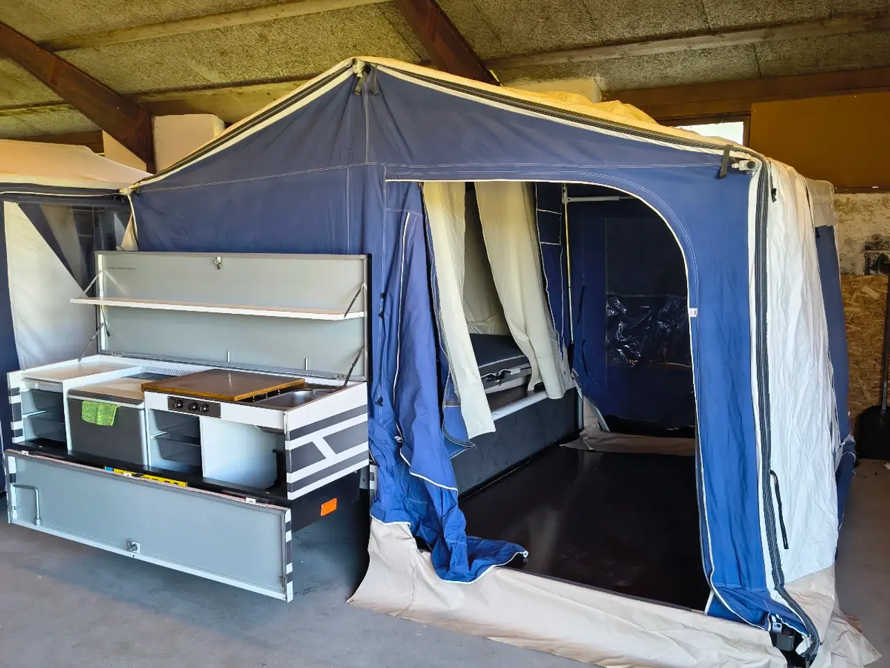 Billede 1 - Combi-camp country med bagtelte