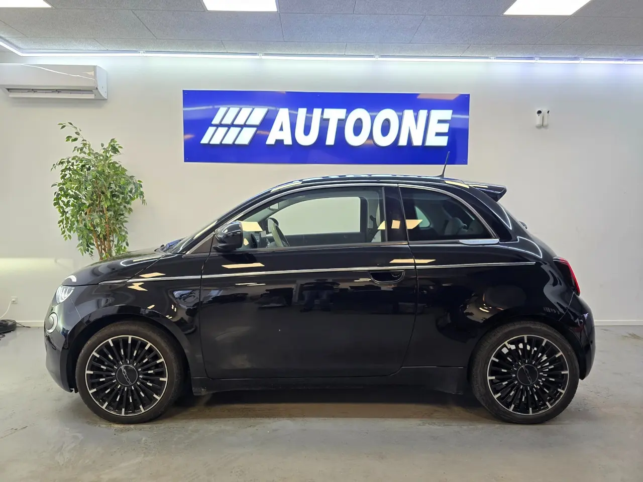 Billede 3 - Fiat 500e 42 la Prima