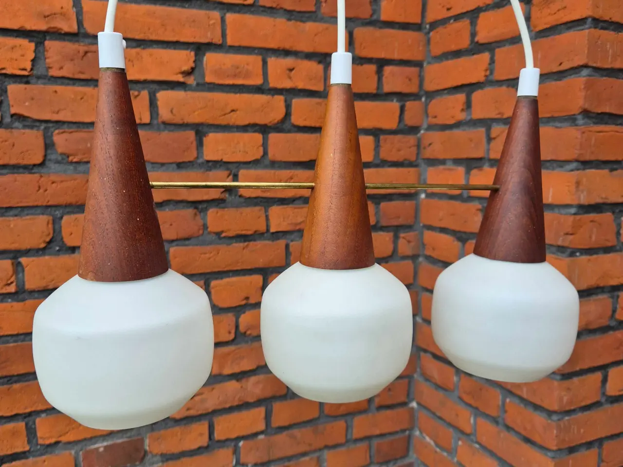 Billede 2 - Retrolampe med tre på stribe