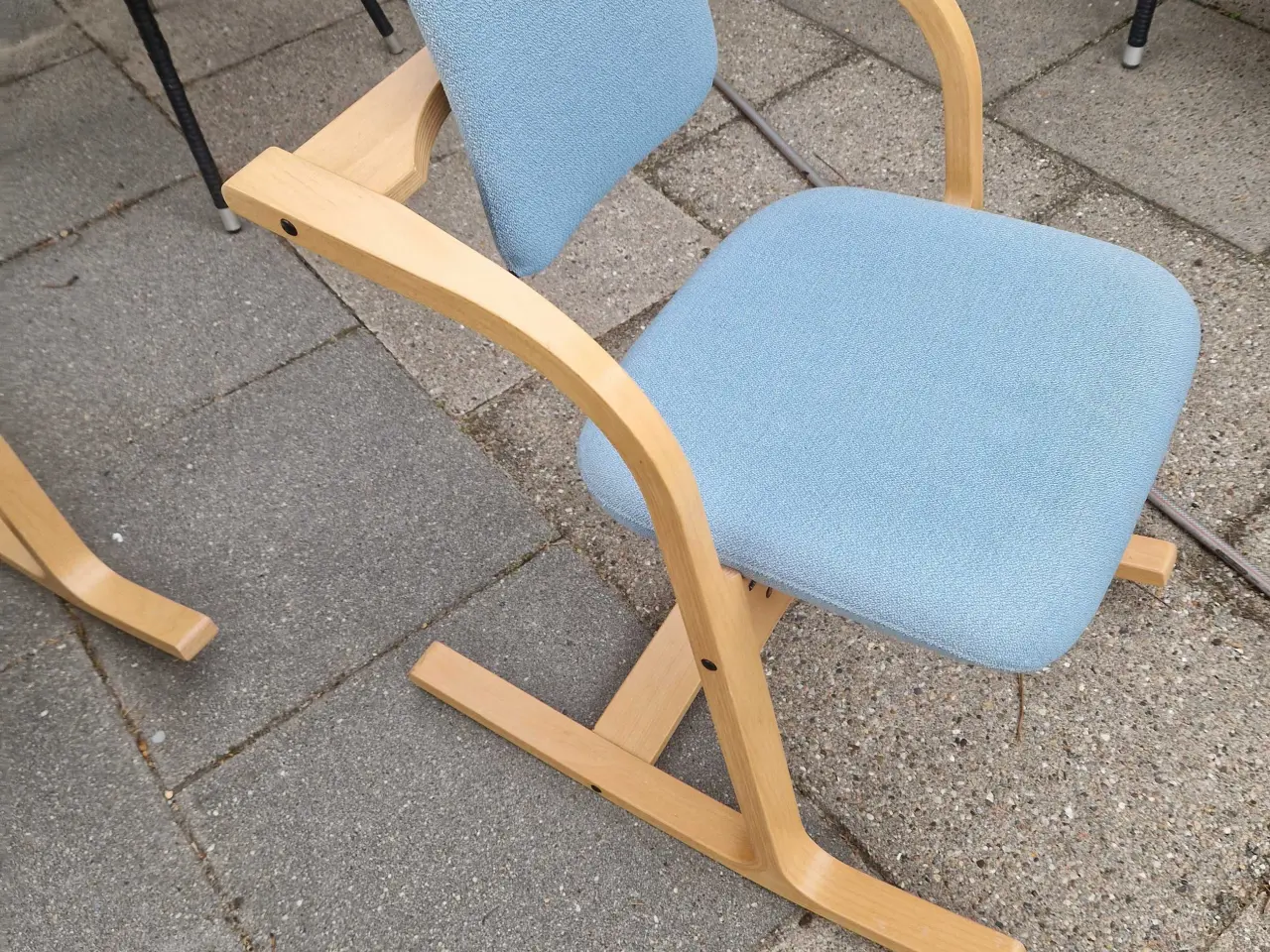 Billede 5 - 2 stk ergonomiske design gyngestole fra Stokke Var