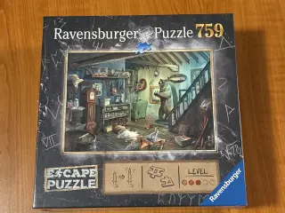 Ravensburger Escape Puzzle "The Forbidden Basement