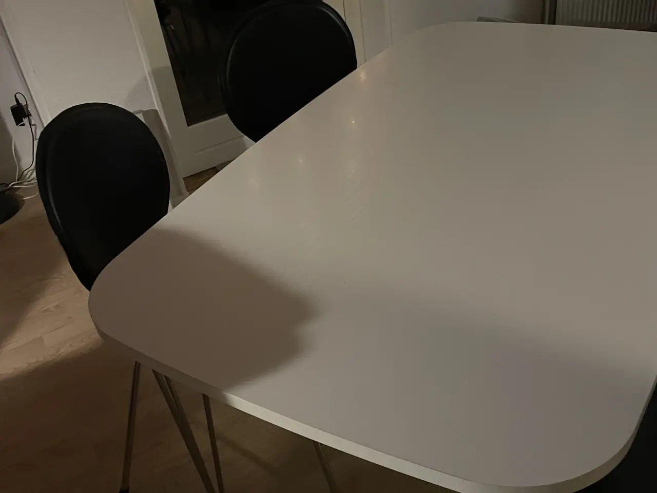 Billede 6 - ‼️(Spisebords sæt) Bord og stole sælges‼️