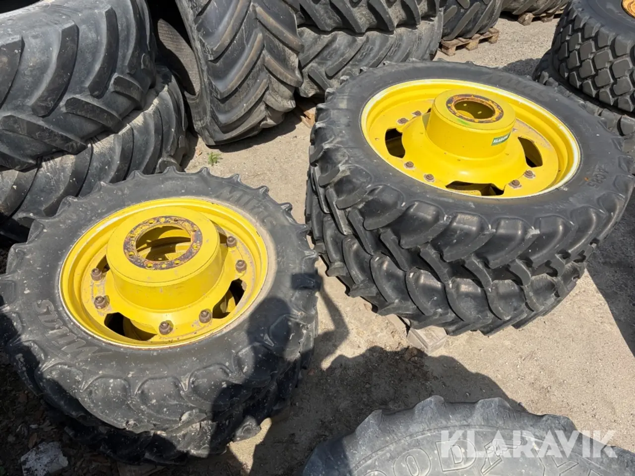 Billede 2 - Sprøjtehjul Mitas 4 styk - fra John Deere 6620