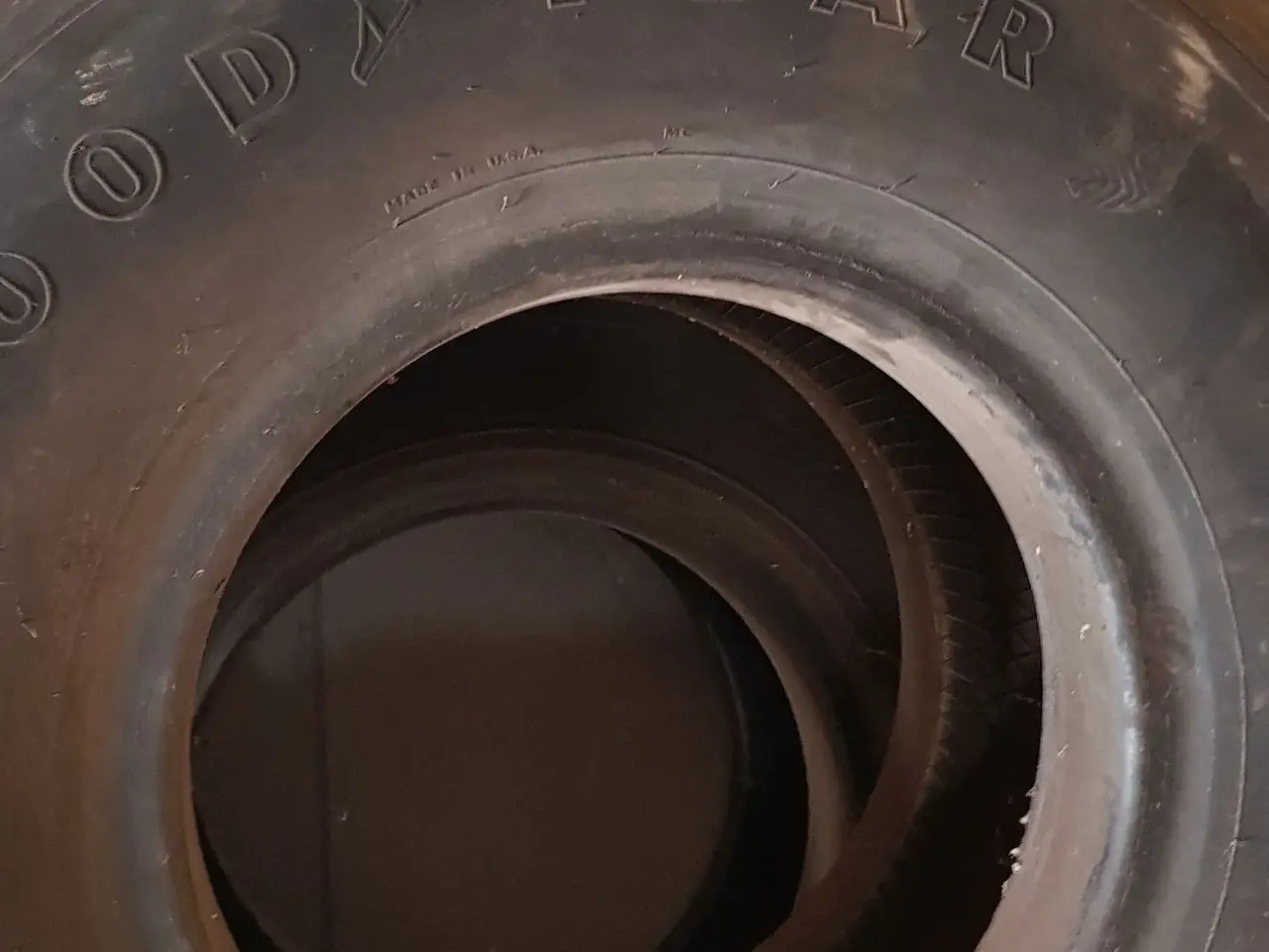 Billede 1 - 2 stk 13 Tons dæk Good Year 40x14 24PR