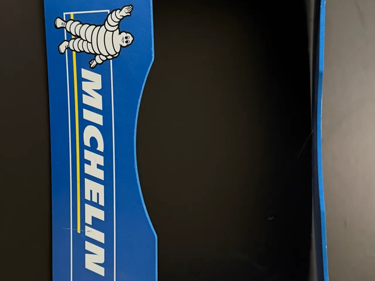Billede 2 - Michelin dæk reklame til mancave