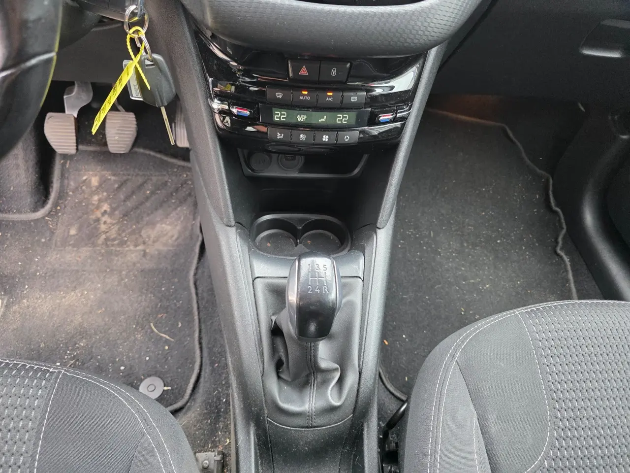 Billede 18 - Peugeot 208 1,2 PureTech 82 Allure Sky