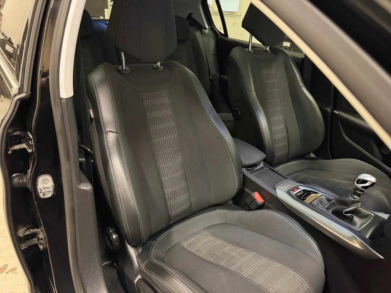 Billede 15 - Peugeot 308 1,5 BlueHDi 130 Selection Sky