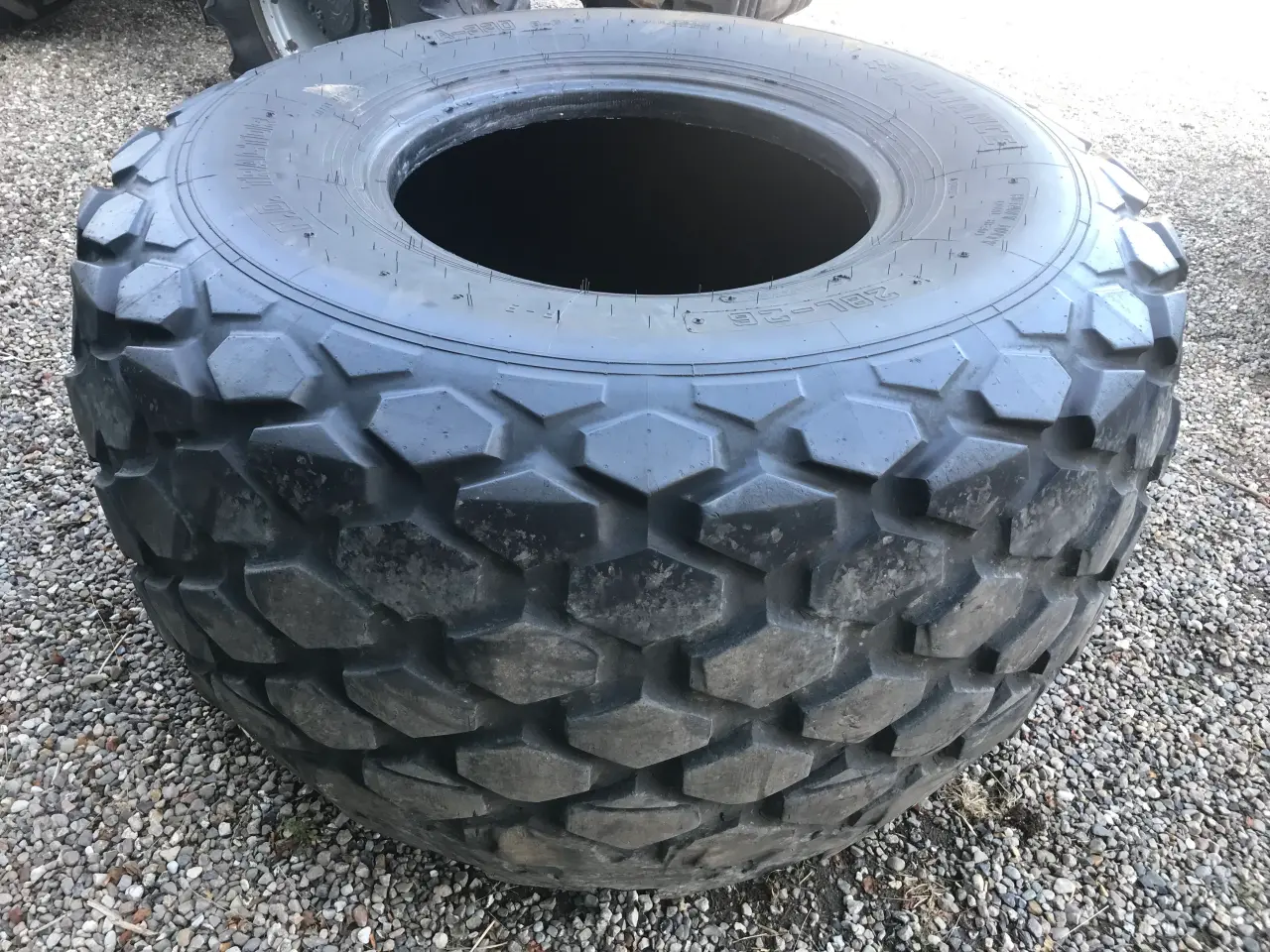 Billede 2 - Alliance 28L-26 A-330 Brugt dæk.