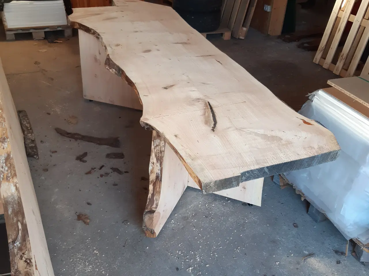 Billede 5 - Plankeborde i Sika-gran