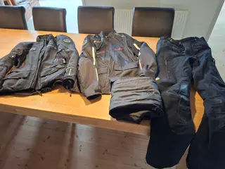 Motorcykel jakker og bukser