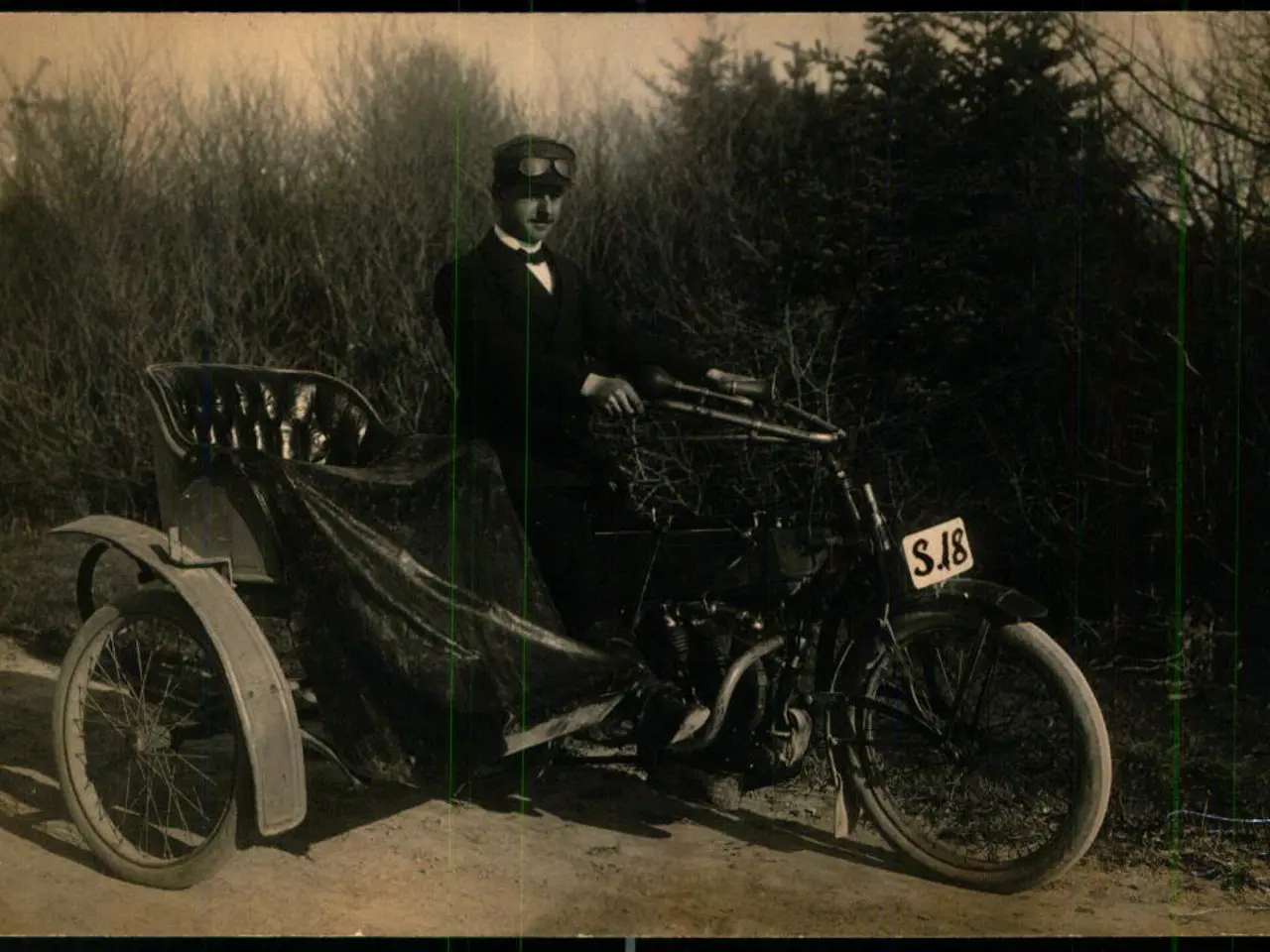 Billede 1 - Motorcykel S. 18 - Fotokort A. Charling u/n - Thisted
