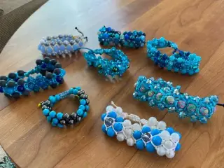 Nye knyttede armbånd