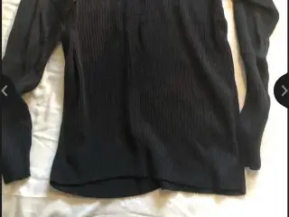 Sort bluse