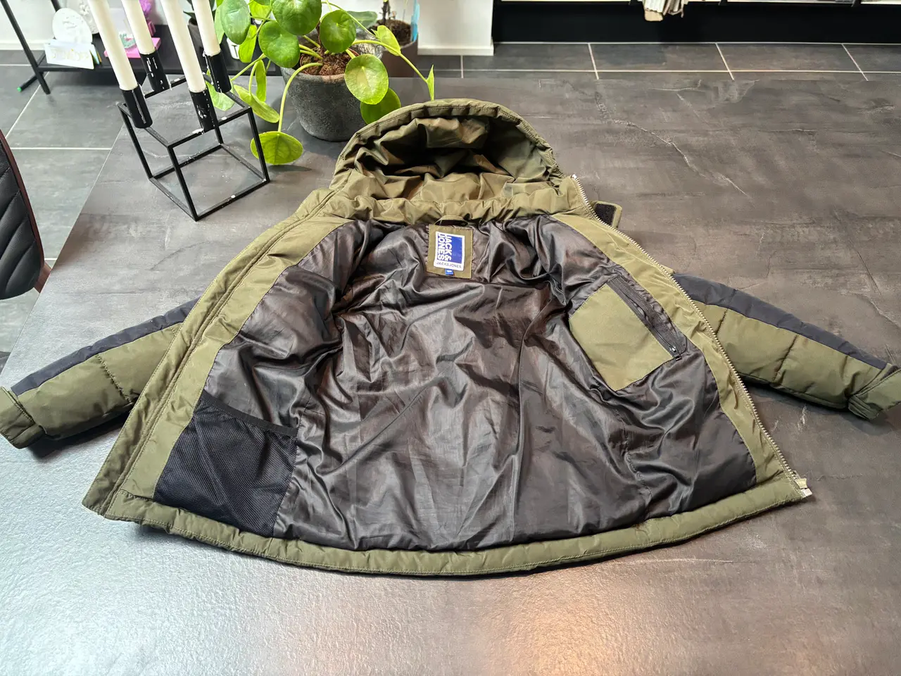 Billede 5 - Jack&jones vinterjakke str 128